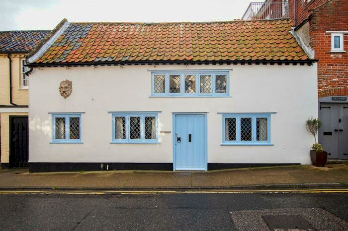 3 Bedroom Cottage For Sale In Aldeburgh, Suffolk, IP15