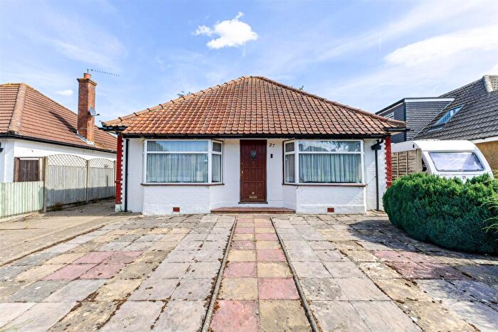 3 Bedroom Detached Bungalow For Sale In Glenalla Road, Ruislip, HA4