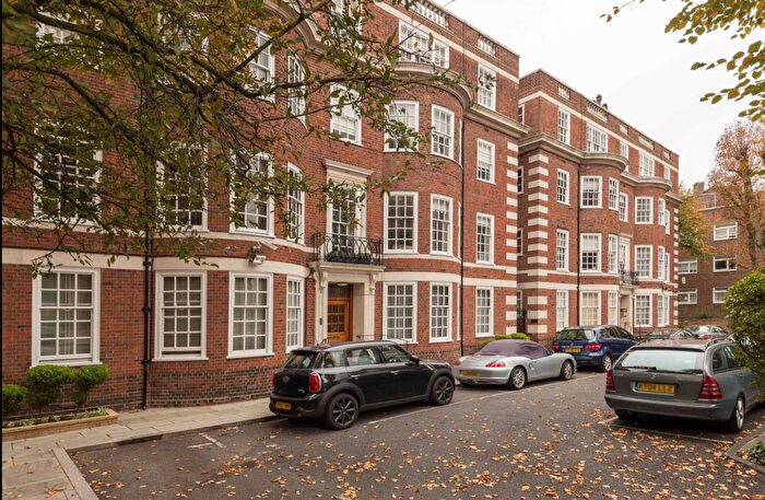 2 Bedroom Apartment To Rent In St. Johns Wood Park, London, NW8