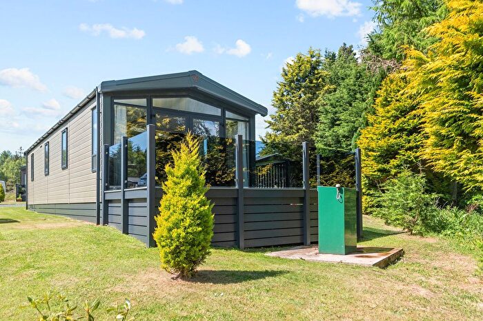 2 Bedroom Lodge For Sale In Castleton Road, Tullibardine, PH3