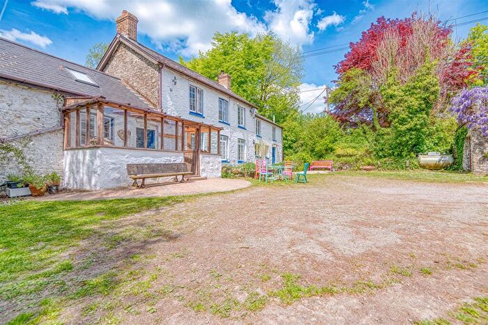 9 Bedroom Smallholding For Sale In Rhos, Llandysul, SA44