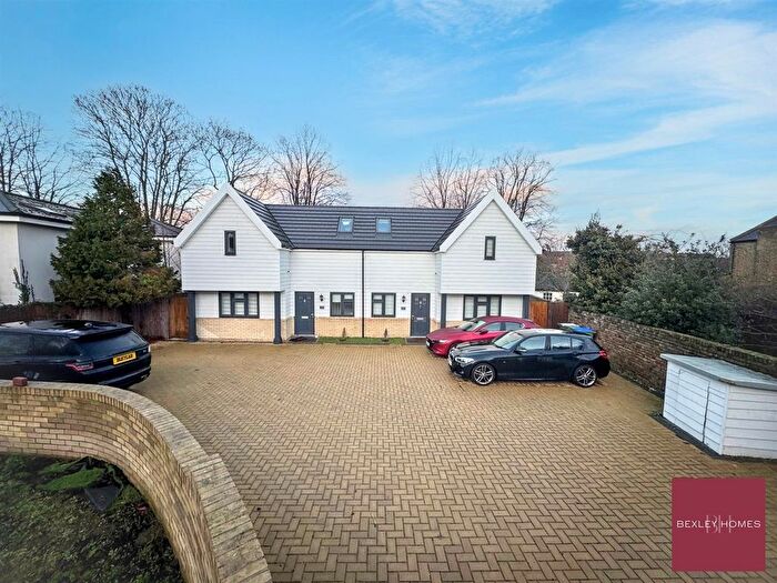 2 Bedroom Semi-Detached House To Rent In North Cray Road, Bexley, DA5