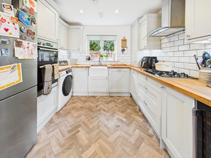 3 Bedroom Detached House For Sale In Maidas Way, Aldermaston, RG7