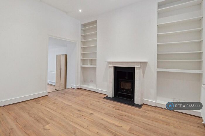 2 Bedroom Flat To Rent In Malden Road, London, NW5