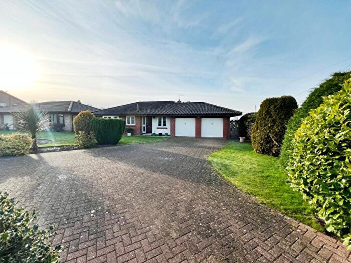 3 Bedroom Detached Bungalow For Sale In Whitworth Meadow, Spennymoor, DL16