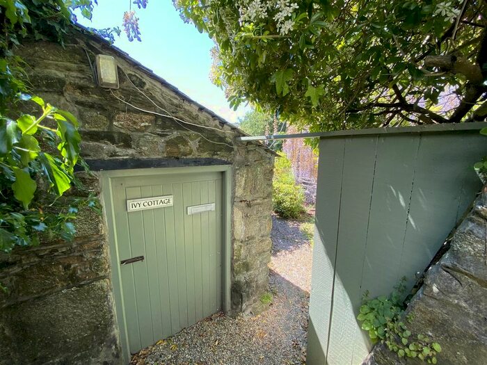 1 Bedroom Cottage For Sale In Higher Market Street, Penryn TR10