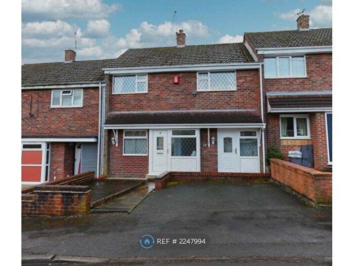 3 Bedroom Terraced House To Rent In Granstone Close, Stoke-On-Trent, ST6