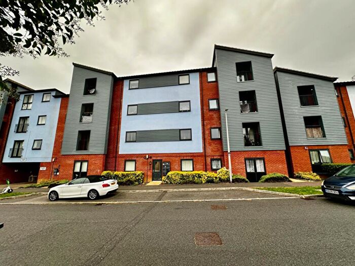 2 Bedroom Apartment For Sale In Harley Drive, Walton, Milton Keynes, MK7