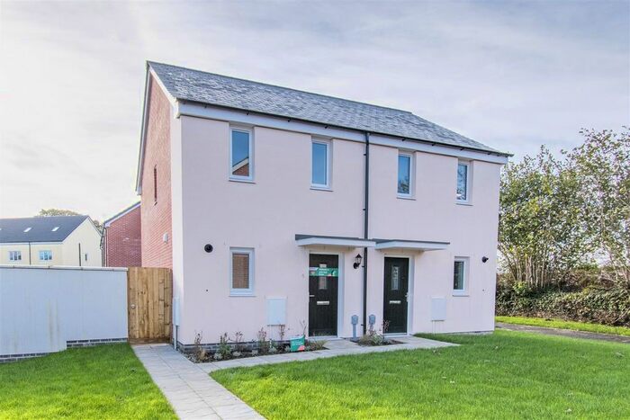 2 Bedroom Semi-Detached House To Rent In Elvan Walk, Liskeard, PL14