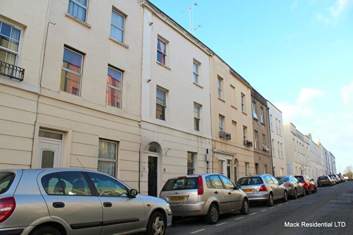 1 Bedroom Flat To Rent In St Georges Street, GL50
