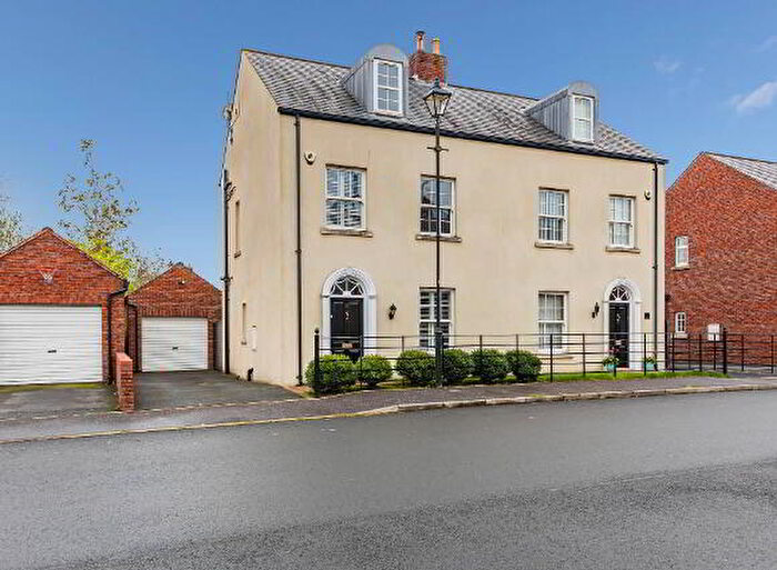 3 Bedroom Semi-Detached House For Sale In Breton Road, Lisburn, BT28