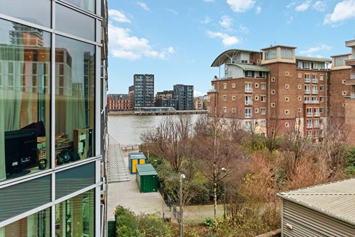 1 Bedroom Flat To Rent In Battersea Reach, London, SW18
