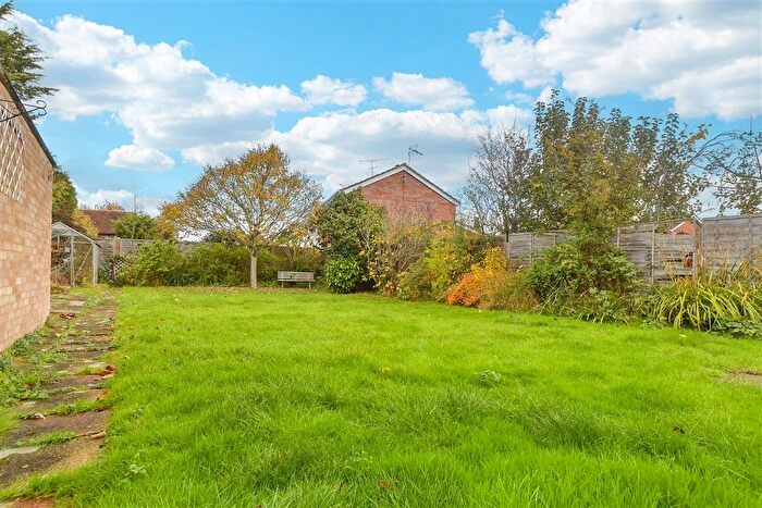 2 Bedroom Semi-detached Bungalow For Sale In Rushford Close, Headcorn, Ashford, Kent, TN27
