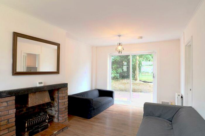 4 Bedroom Semi-Detached House To Rent In Newick Road, Brighton, BN1