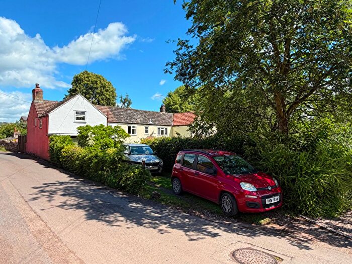 3 Bedroom Semi-detached House For Sale In Burton Cottages, Jubilee Road, Mitcheldean, GL17