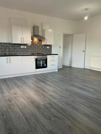 1 Bedroom Flat To Rent In Birmingham Street, Oldbury, B69