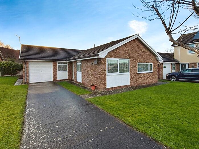 2 Bedroom House For Sale In Heol Heddwch, Abergele, LL22