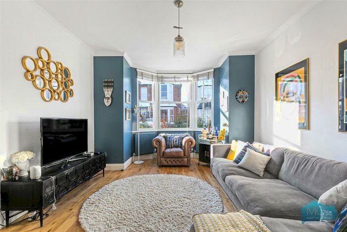 4 Bedroom End Of Terrace House To Rent In Beresford Road, East Finchley, London, N2