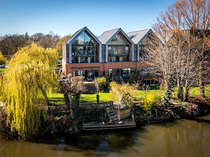 5 Bedroom Terraced House For Sale In Whittets Ait, Jessamy Road, Weybridge, Surrey, KT13