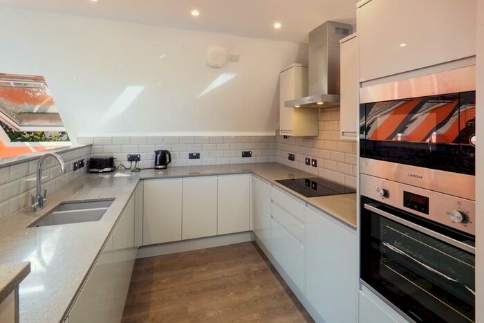 1 Bedroom Private Hall To Rent In Flat, Sar Court, Woodland Way, Canterbury, Kent, CT2