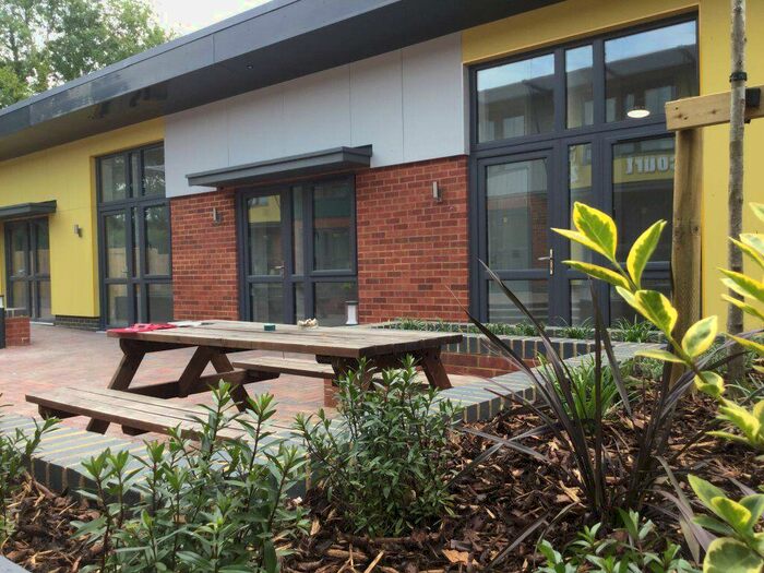 Studio To Rent In Kiln Court, Sturry Road Ref -, CT1