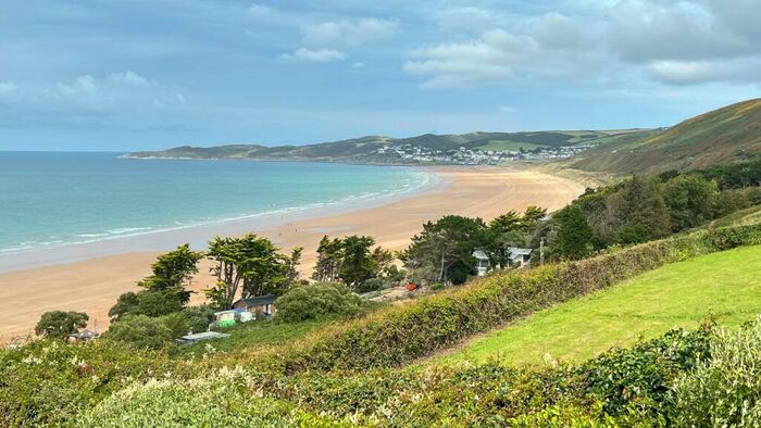 1 Bedroom Apartment For Sale In Putsborough, EX33