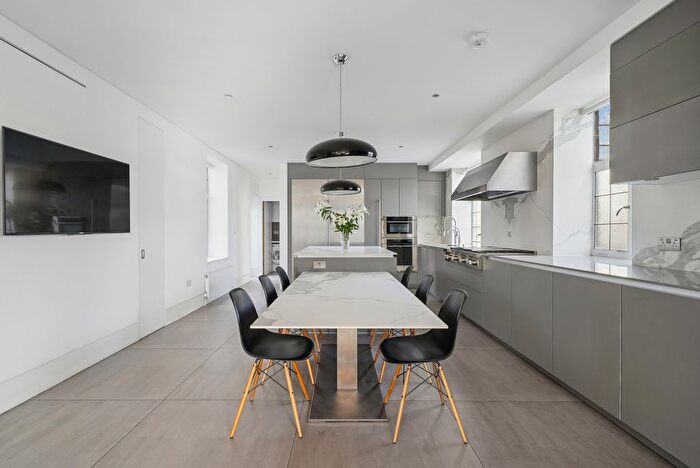 6 Bedroom Flat To Rent In Bryanston Court, George Street, Marylebone, London, W1H