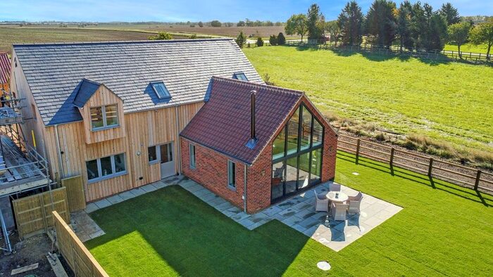 4 Bedroom Detached House For Sale In Upwood Road, Great Raveley, Huntingdon, PE28