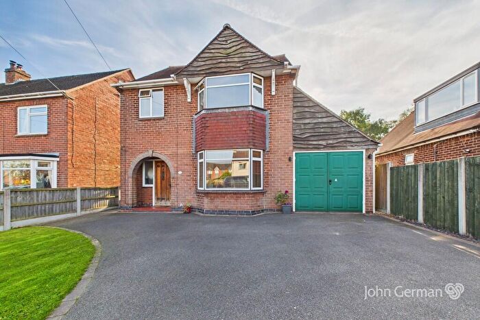 4 Bedroom Detached House For Sale In Old Derby Road, Ashbourne, DE6