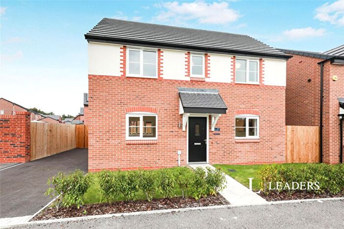 3 Bedroom Semi-Detached House To Rent In Collegiate Drive, CW9