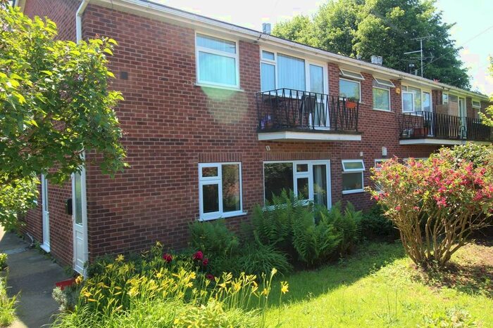 2 Bedroom Flat To Rent In Rise Court, Hamilton Road, Nottingham, NG5