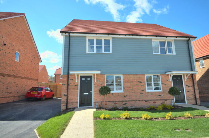 2 Bedroom Semi-Detached House To Rent In Leslie Ames Court, Rainham, ME8
