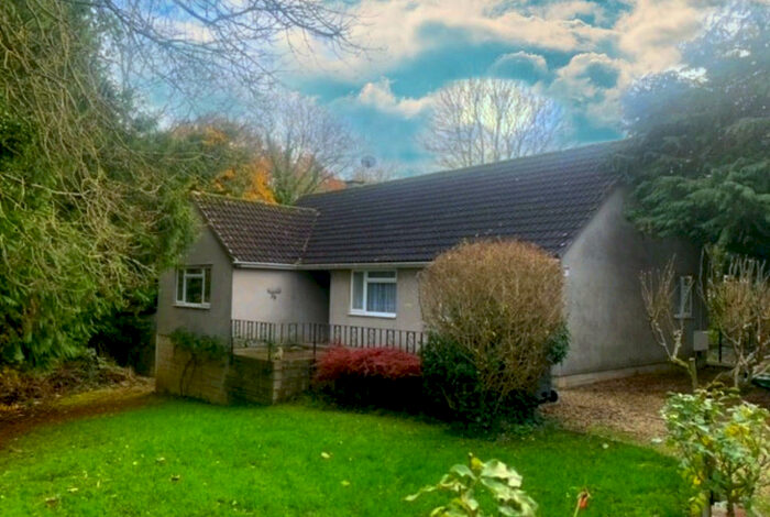 3 Bedroom Bungalow To Rent In Bristol Road, Chippenham, SN15