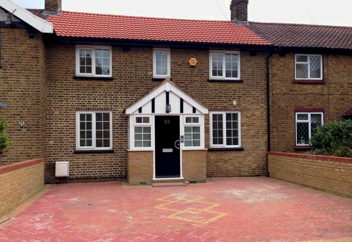 Studio To Rent In Eltham Green Road, Eltham, SE9