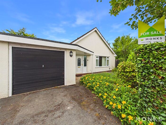 3 Bedroom Detached Bungalow For Sale In Breidden Close, Morda, SY10
