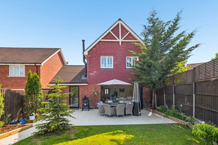 Detached House For Sale In Noble Drive, West End, Woking, Surrey, GU24