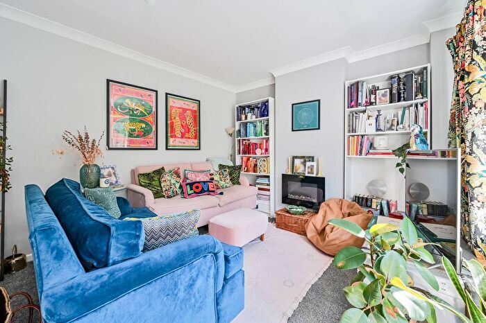 2 Bedroom Maisonette To Rent In Brook Lane, Blackheath, London, SE3