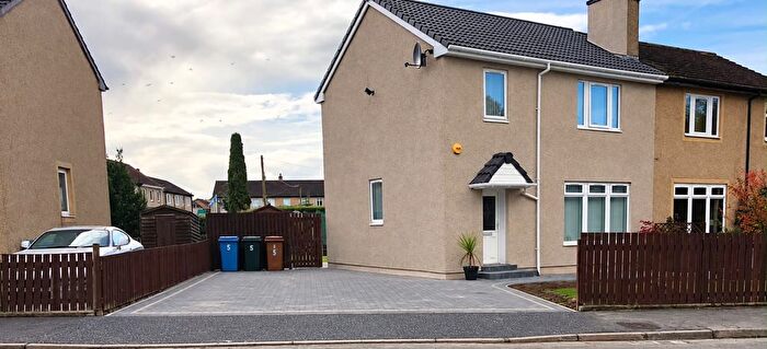3 Bedroom Semi-Detached House For Sale In Glenbervie Crescent, Larbert, FK5