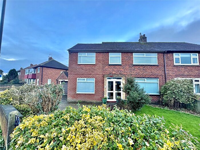 4 Bedroom Semi Detached House For Sale In Cleveland Avenue, Stokesley, Middlesbrough, North Yorkshire, TS9