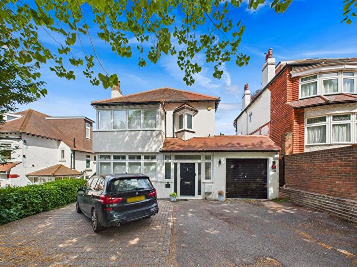 4 Bedroom Detached House To Rent In Burcott Road, Purley, CR8