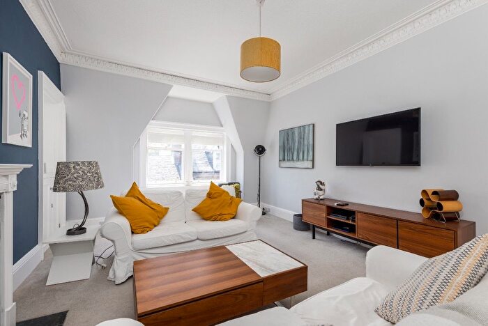 2 Bedroom Flat To Rent In High Street, North Berwick, East Lothian, EH39