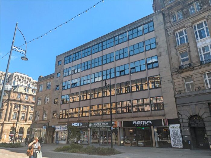 2 Bedroom Apartment To Rent In Ivebridge House, Market Street, Bradford, West Yorkshire, BD1