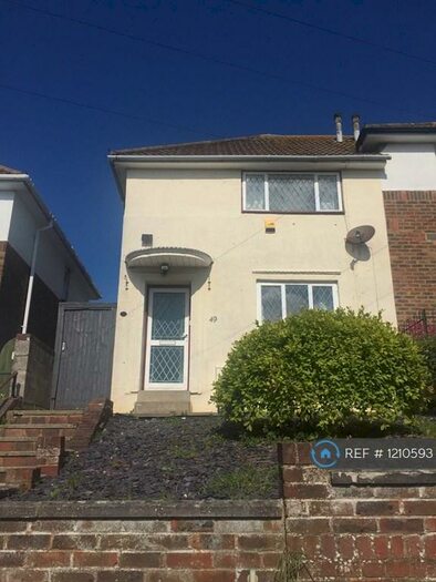 2 Bedroom Semi-Detached House To Rent In Cowfold Road, Brighton, BN2