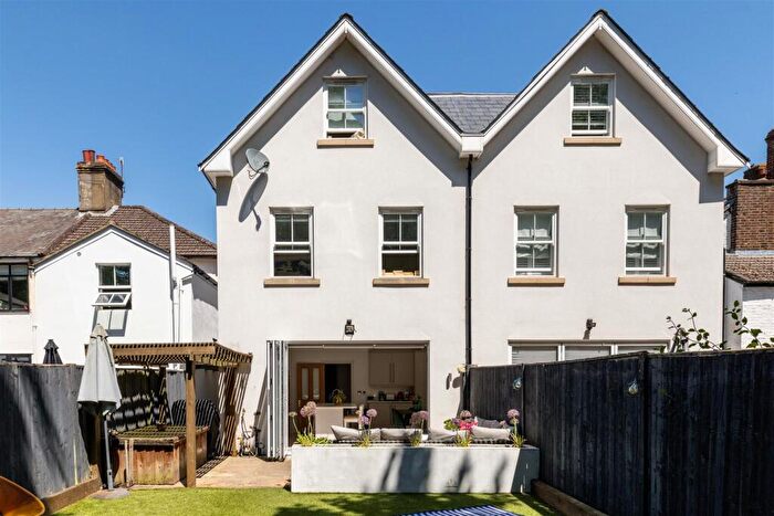 4 Bedroom Semi-Detached House For Sale In Holmesdale Road, Reigate, RH2