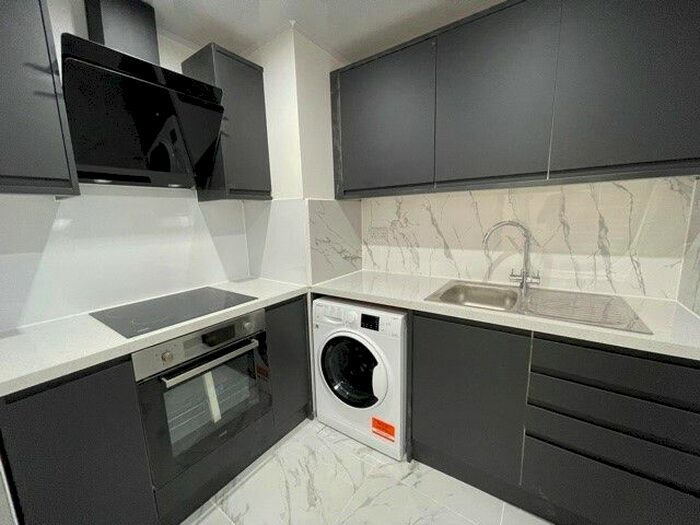 1 Bedroom Studio To Rent In London Road, Croydon, CR0