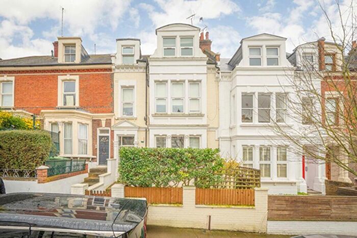 1 Bedroom Flat For Sale In Sherriff Road, West Hampstead, NW6