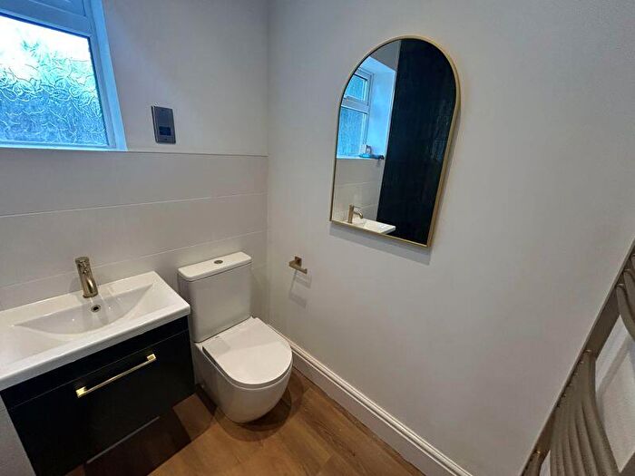 1 Bedroom Flat To Rent In Watt Close, Bromsgrove, B61