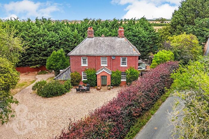 5 Bedroom Detached House For Sale In Eccles, Norwich, NR16