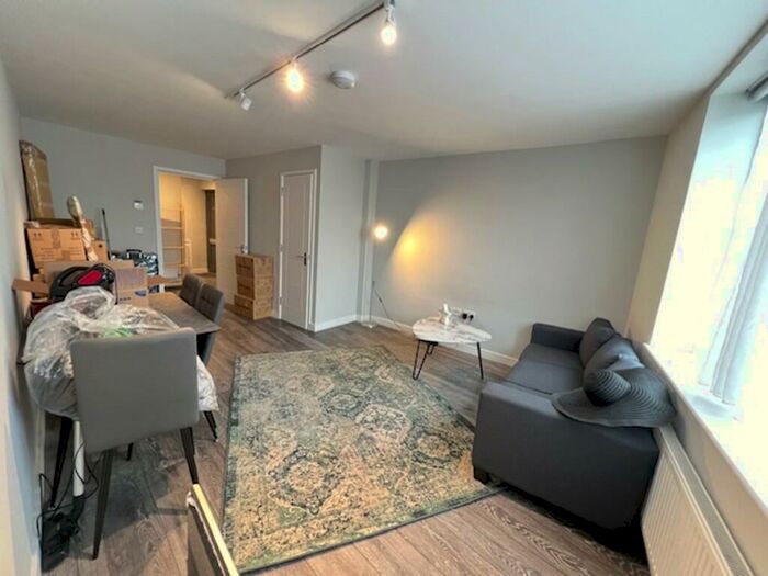 2 Bedroom Apartment To Rent In Well Street, London, E9