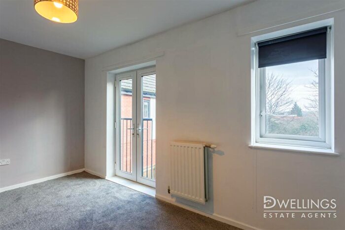 2 Bedroom Semi-Detached House For Sale In Beresford Close, Burton-On-Trent, DE14